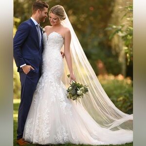 Elegant Beaded Lace Strapless Wedding Dress | Essence of Australia | Sample Sale
